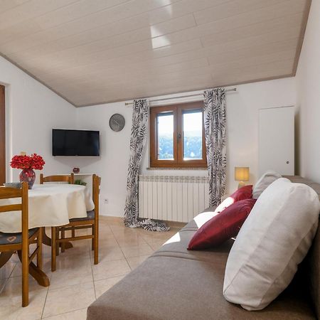 Apartments By The Sea Duga Luka - Prtlog, Labin - 2335 Bagian luar foto