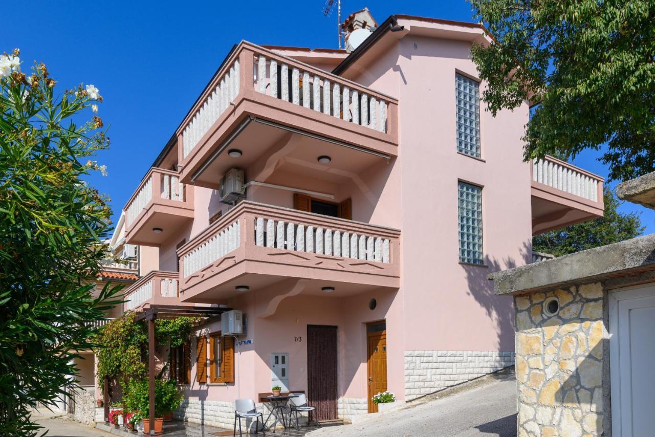 Apartments By The Sea Duga Luka - Prtlog, Labin - 2335 Bagian luar foto