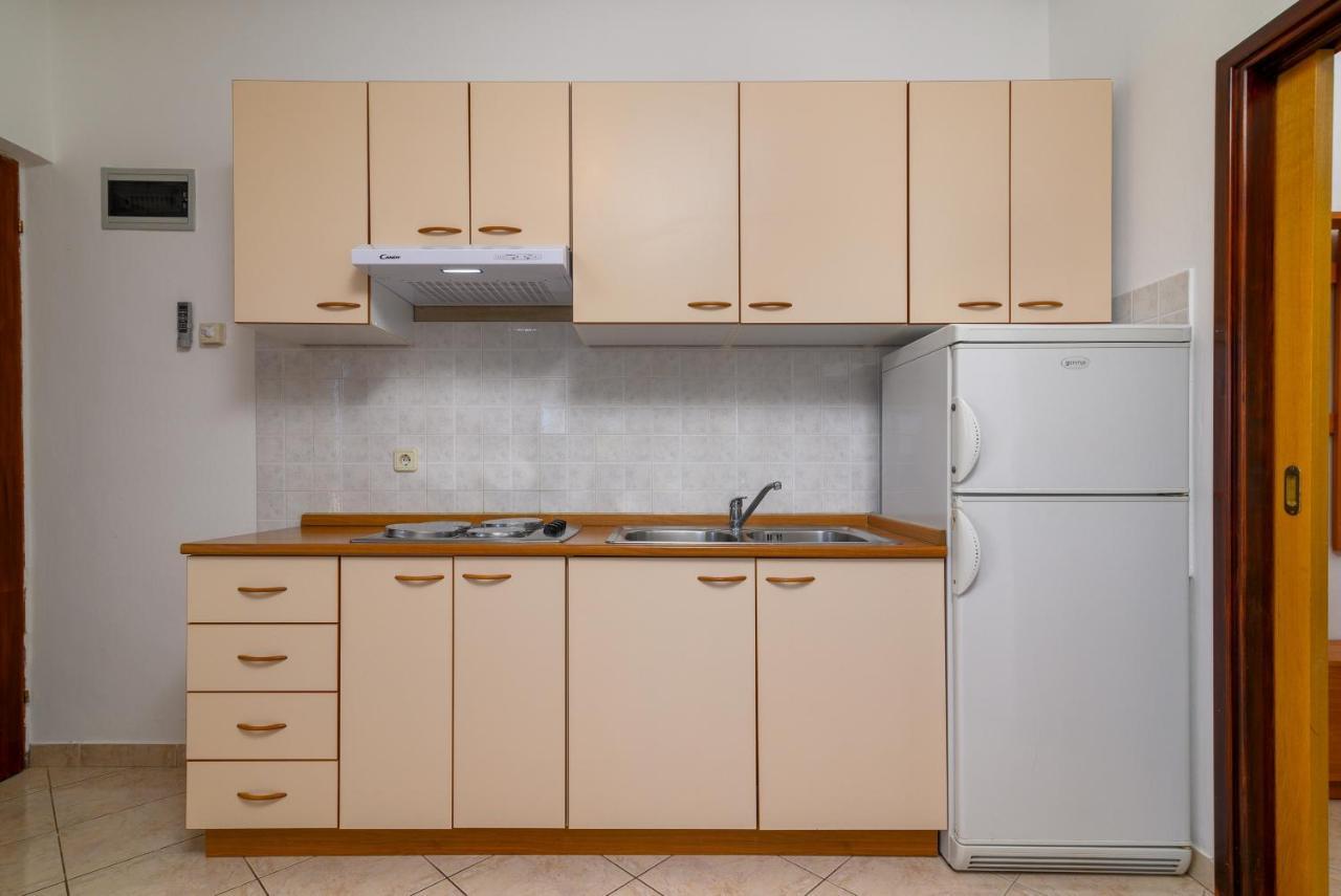 Apartments By The Sea Duga Luka - Prtlog, Labin - 2335 Bagian luar foto