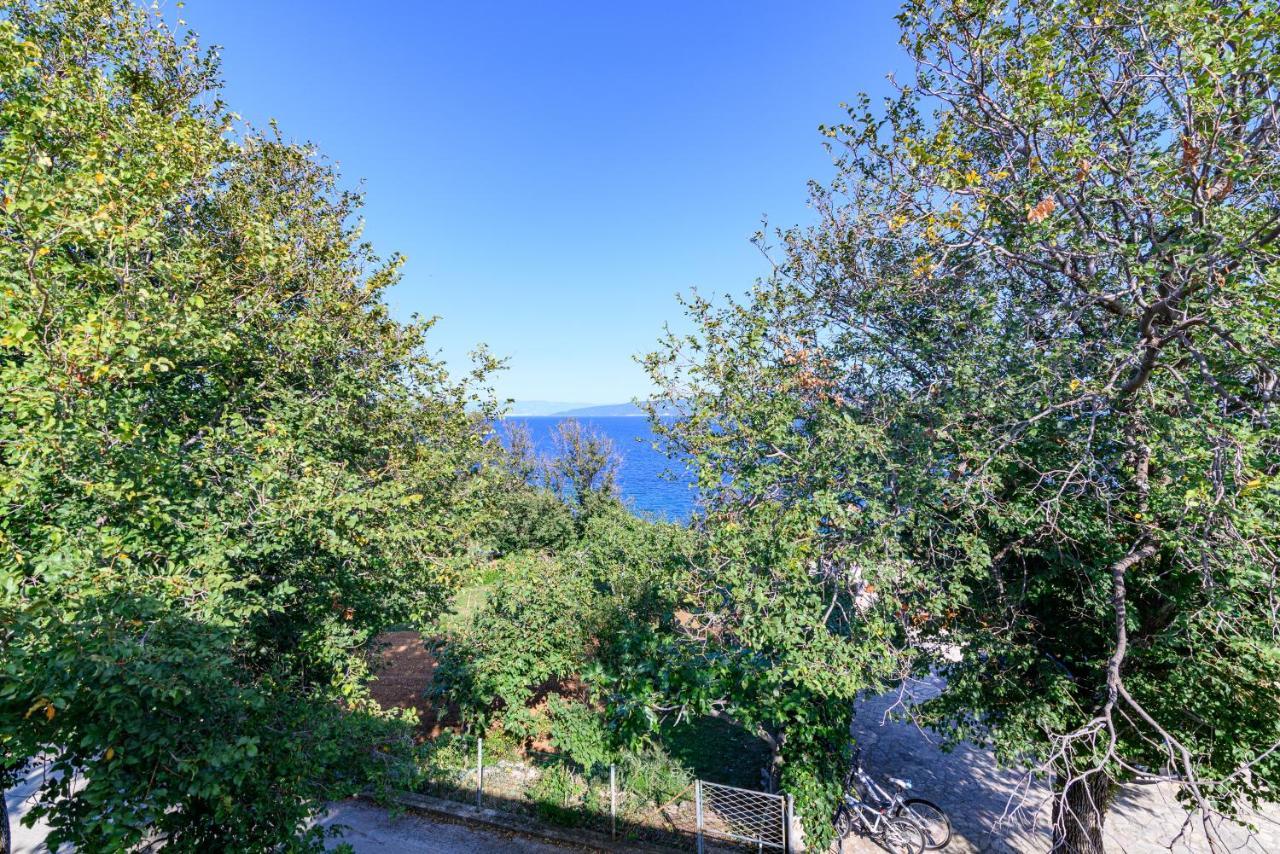 Apartments By The Sea Duga Luka - Prtlog, Labin - 2335 Bagian luar foto